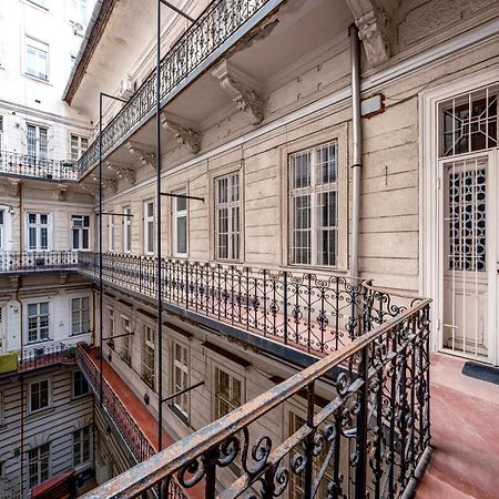 Soho Downtown Apartment Budapest Luaran gambar