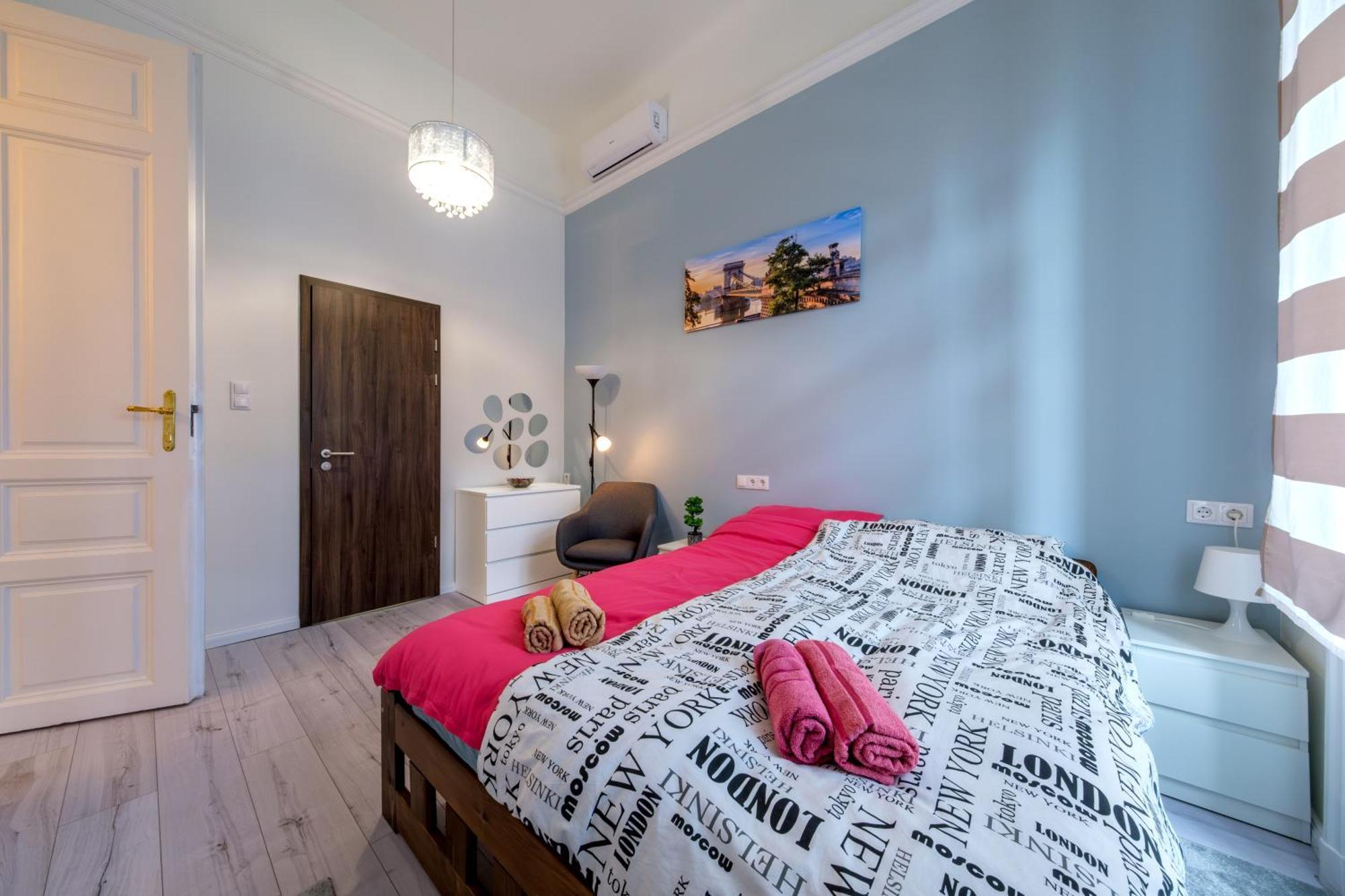 Soho Downtown Apartment Budapest Luaran gambar